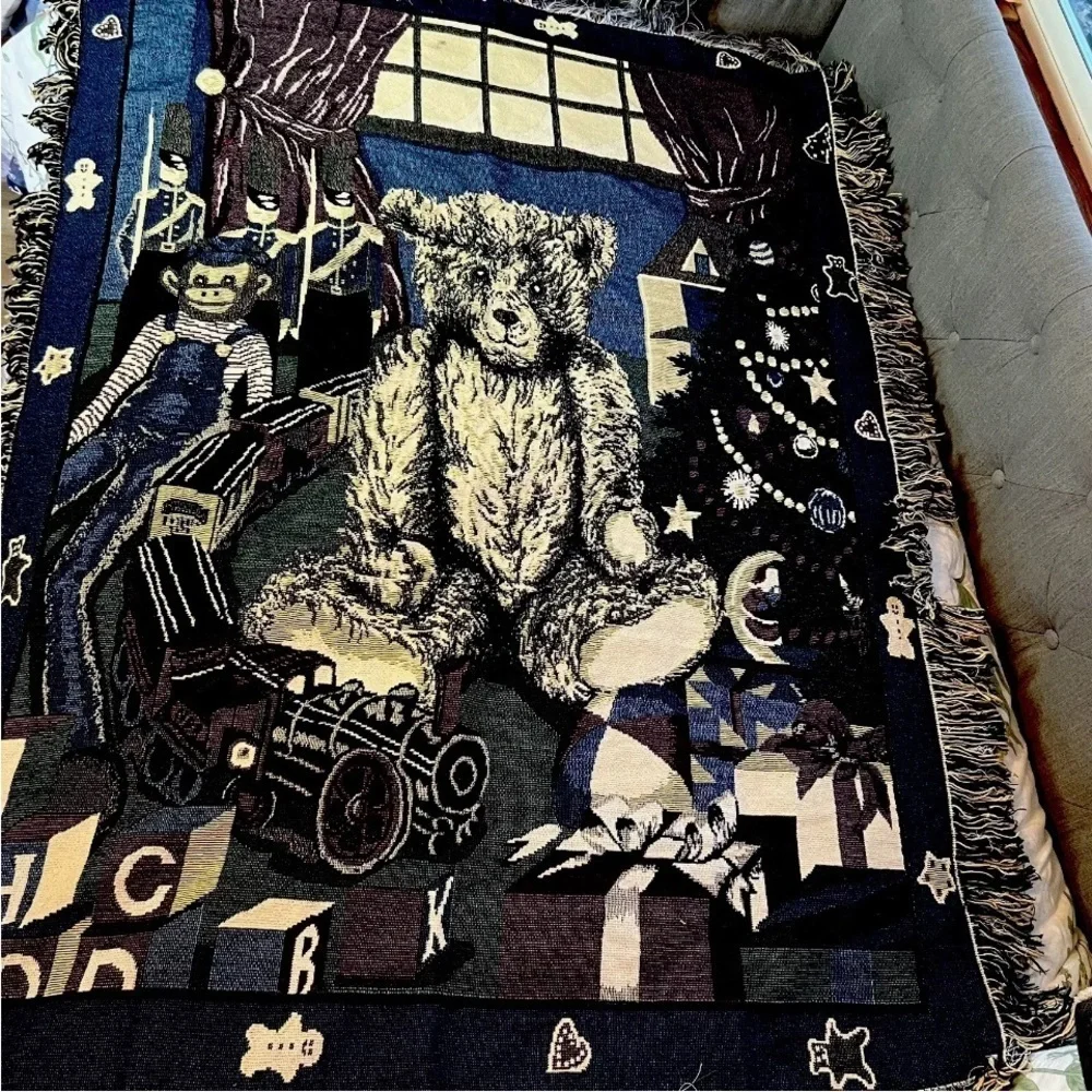 VTG Embroidered Tapestry Teddy Bear Blanket 40